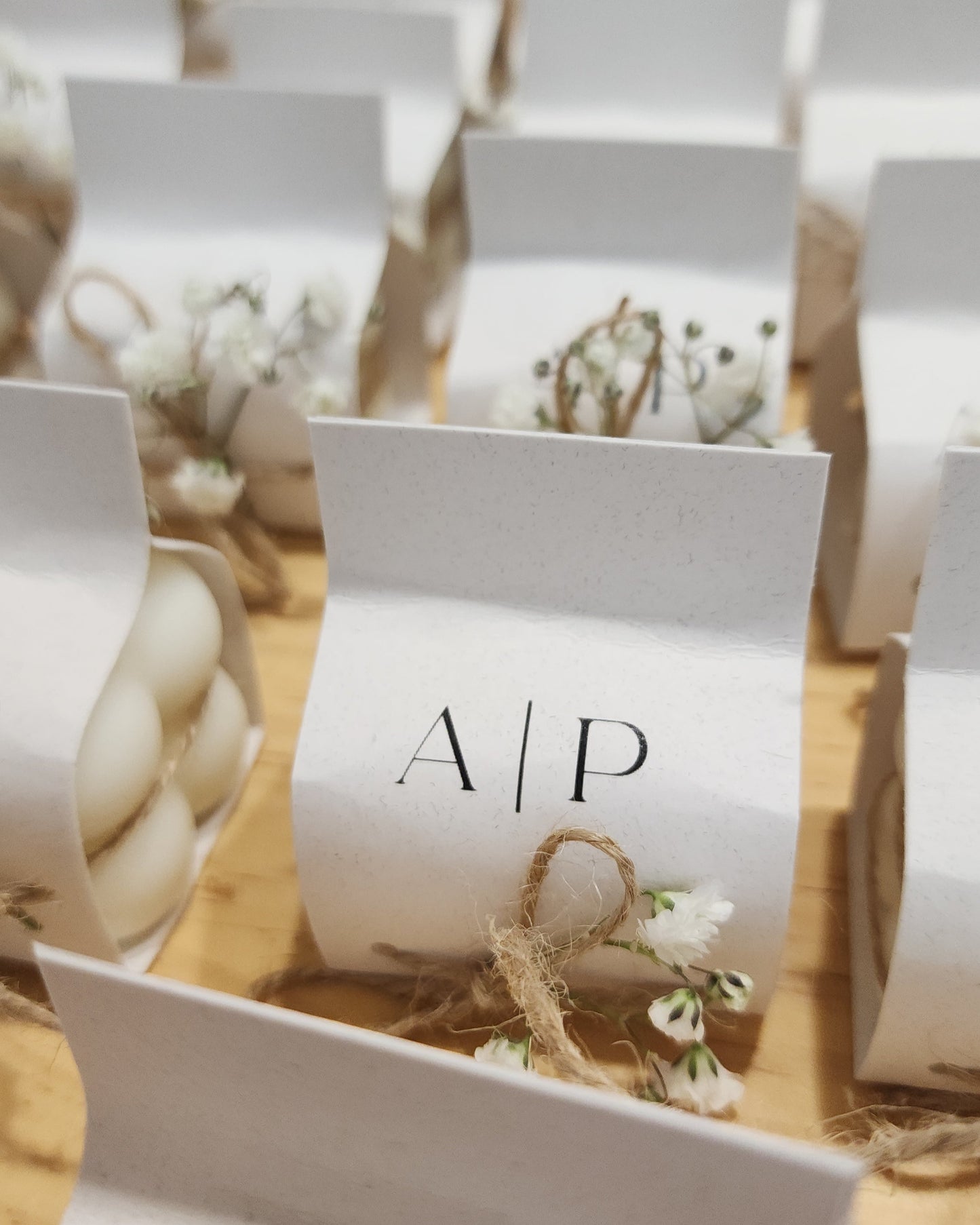 Detalles para invitados: Velas decorativas y aromáticas